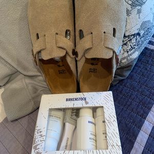 Birkenstock New Clogs WITH Deluxe Shoe Care Kit